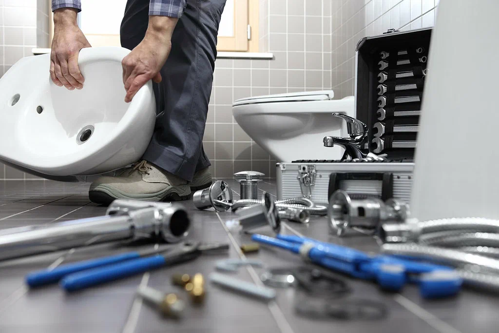 Plumbing tools prepared for a bathroom repair in Ocoee